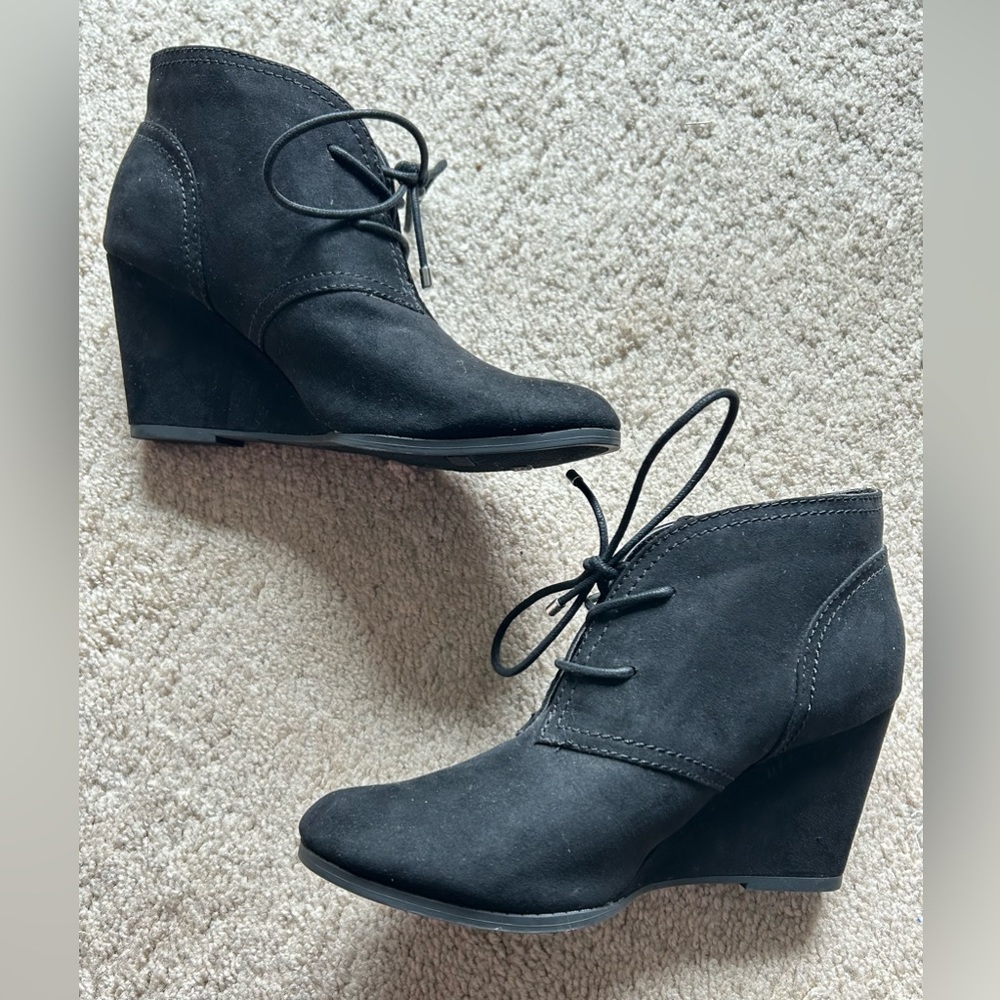 NWOT Fergie Black Lace Up Faux Suede Wedge Heel Booties